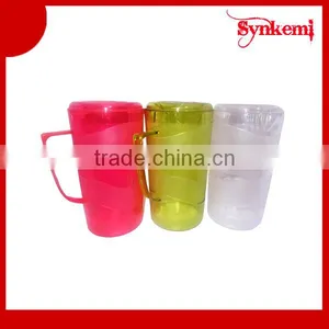Plastic Colorful Water Pitcher With Lid thumbnail-1