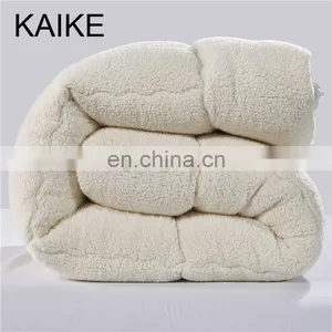 Wholesale Custom Warm Lamb Fleece Baby Bed Quilt thumbnail-5