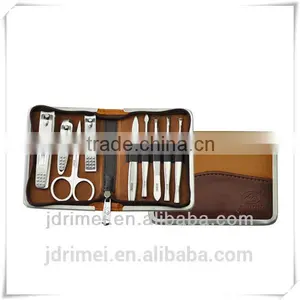 Luxury Design Gift Manicure and Pedicure Set thumbnail-1