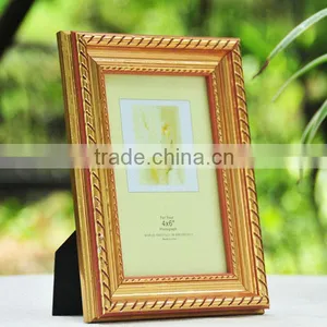 Decorative Wood Gold Photo Frame thumbnail-1