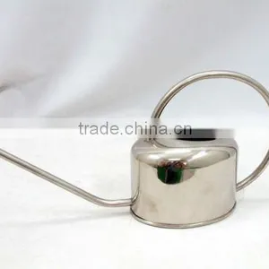 Garden Powder Coated Metal Watering Can thumbnail-1
