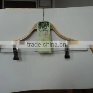 Environmental and Fashionable Clothes Hangers for Sweaters thumbnail-1