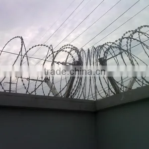 Concertina Wire/razor Barbed Wire/ Maquinilla De Afeitar Alambre De Puas (manufacturer) thumbnail-4