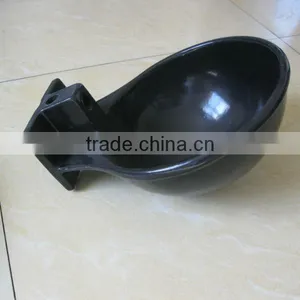 Metal Animal Feeders thumbnail-1