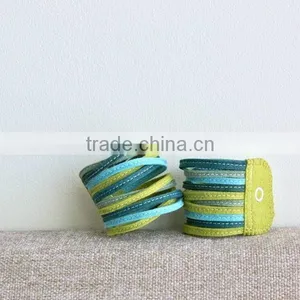 China Supplier New Products Four Colors Personalized Embroidered Polyester Bangle Felt Wrist Cuff Bracelet for Gifts Ideas Craft thumbnail-1
