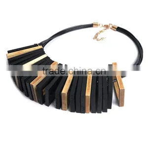 Red Black Wooden Square Pendant Choker Necklace Geometric Wood Choker Necklace Korea Wax Cord Choker Necklace thumbnail-4