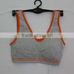 Seamless Yoga Bra thumbnail-1