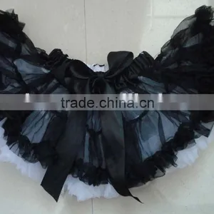 Popular and Beautiful Cute Party Dresses for Little Girl thumbnail-1