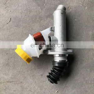 Sinotruk Howo Truck Parts WG9719230023 Clutch Master Cylinder thumbnail-1