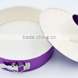 Non-stick Bundform Cake Pan With Two Bottoms thumbnail-3