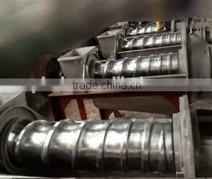 Small Capacity 0.5t/h Fruit Beating Machine thumbnail-3