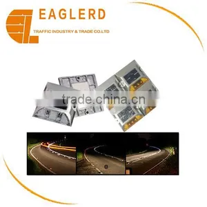 High Brightness Solar Aluminous Cat Eye Led Road Stud thumbnail-1