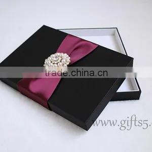 Graceful Black Silk Wedding Packaging Box for Invitation Cards thumbnail-1