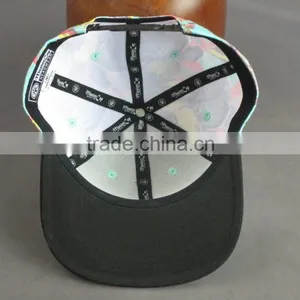 Customer High Quality 6- Panel Snapback Hat With Woven Lable thumbnail-6