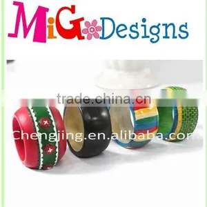 Wholesale S/4 Polyresin Napkin Ring thumbnail-1