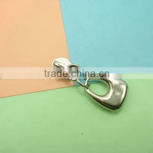 Simple Style Low Price Metal Zipper Slider Z-016 thumbnail-1