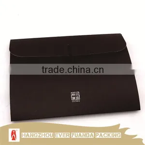 White Corrugated Folding Storage Gift Mailing Box thumbnail-1