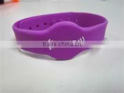 RFID Silicon Wristband thumbnail-1