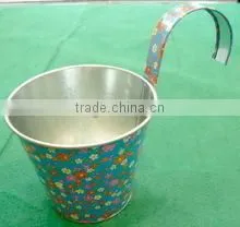 Metal Hanging Garbage Can thumbnail-1