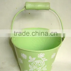 Metal Flower Pot thumbnail-1