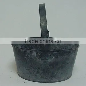 Metal Flower Pot thumbnail-1