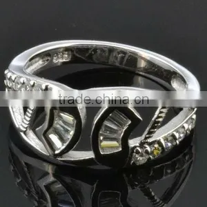 Christmas Shopping Jewelry thumbnail-1