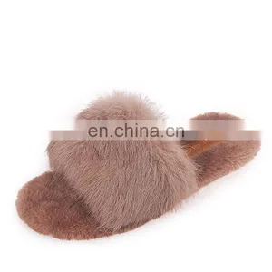 Wholesale Fashion Comfortable Indoor Outdoor Soft Non-slip Fur Slides Sheepskin Furry Winter Slippers For Women Shoes thumbnail-5