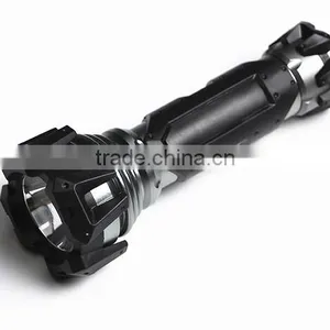 Strong Light Led Rubber Flashlight thumbnail-2