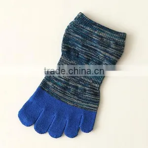 Japanese OEM Custom Design High Quality Spring Summer 100% Cotton Knitted Womens Non-Slip Toe Socks thumbnail-4