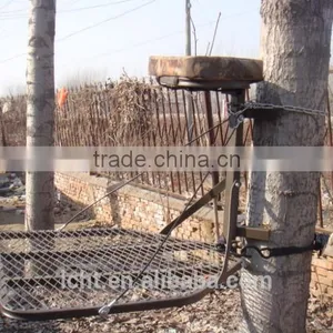 Strong Steel Hunting Ladder Tree Stand thumbnail-2