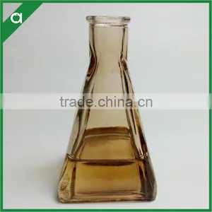 Fashion Triangle Pyramid Shape Fragrance Diffuser Bottle thumbnail-4