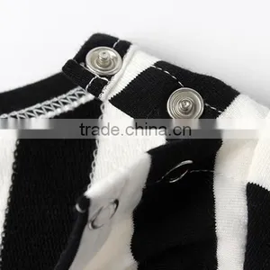 Sweet New Born Baby Gift Set Black White Striped Baby Romper Set thumbnail-5