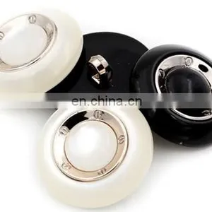Resin Metal Shank Sewing Buttons thumbnail-2