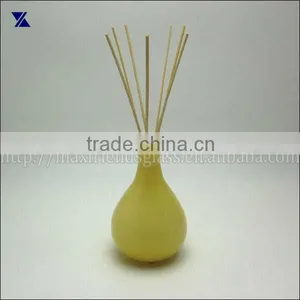 Glass Perfume Bottle , Glass Diffuser, Glass Bud Vase for Home Deco, 250ml, Hand Made Glass thumbnail-1