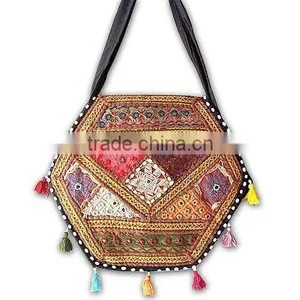 PATCHWPRK ALTERATION BOHEMIAN JHOLLA BAG thumbnail-1