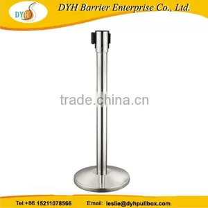 2m Retractable Stanchion thumbnail-3
