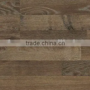 Laminate Flooring thumbnail-1