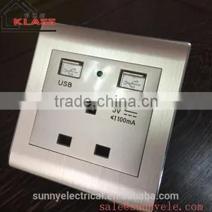 Recessed 1000 mA USB WALL SOCKET thumbnail-5