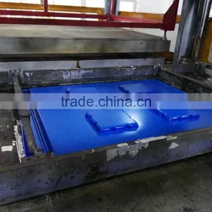 Large Plastic Vacuum Formed HDPE Lid thumbnail-2