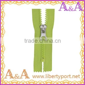 #5 Auto Lock Open-end Woven Tape Resin Plastic Zipper thumbnail-6
