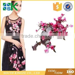 Plum Blossom Flower Crafts Embroidery Sew Iron On Patch Badge Clothes Applique Magnolia Flower Patch thumbnail-4