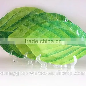 The Leaves of Lucky Glass Plate thumbnail-4