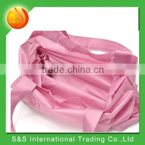 Large Capacity Recycled and Foldable Shopping Bag thumbnail-5