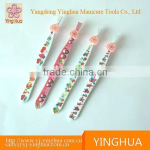 China Manufacturer Eyebrow Tweezer With Diamond thumbnail-1