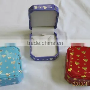 Leather Rectangular Shape Necklace Case thumbnail-1