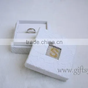 Elegant Wedding Ring Jewelry Box With Beaded Name Plate of S thumbnail-3