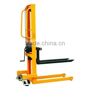 Hand Winch Forklift Type Stacker With Lifting Height 1560mm thumbnail-1