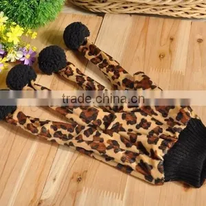 New Kitten Cat Glove Teaser Play Toy For Cats Kittens thumbnail-1