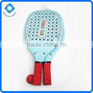 Wooden Beach Racket Set thumbnail-1