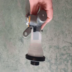 Clutch Master Cylinder OEM 31410-35271 for Toyota Hilux 4Runner 88-04 thumbnail-4